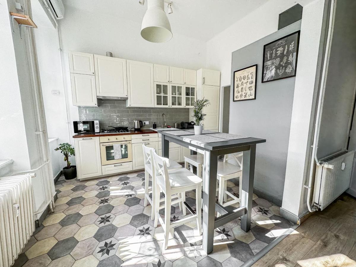 Dob Duplex Apartment Budapest Ngoại thất bức ảnh