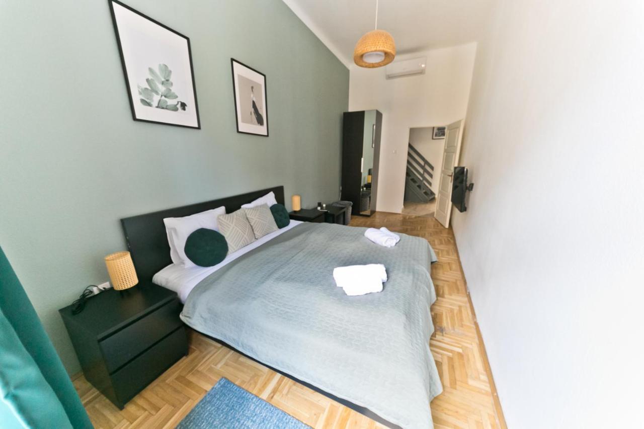 Dob Duplex Apartment Budapest Ngoại thất bức ảnh