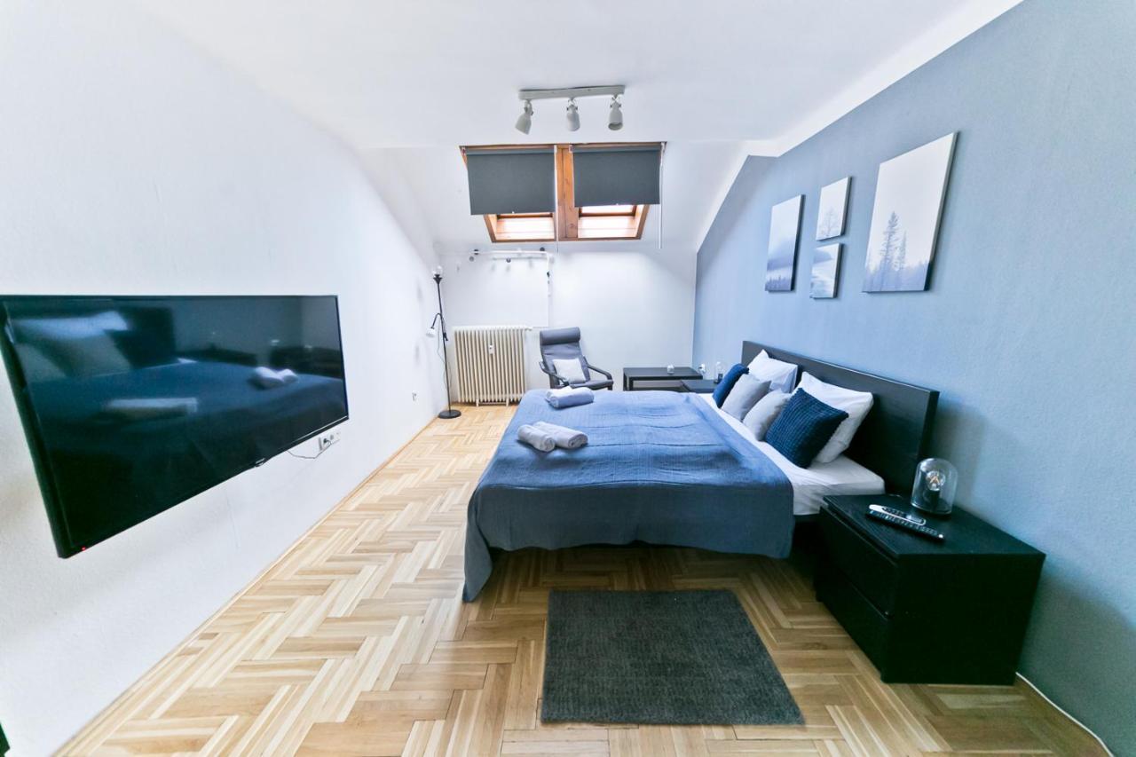 Dob Duplex Apartment Budapest Ngoại thất bức ảnh